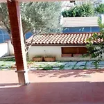 Casa De Moja Holiday home *